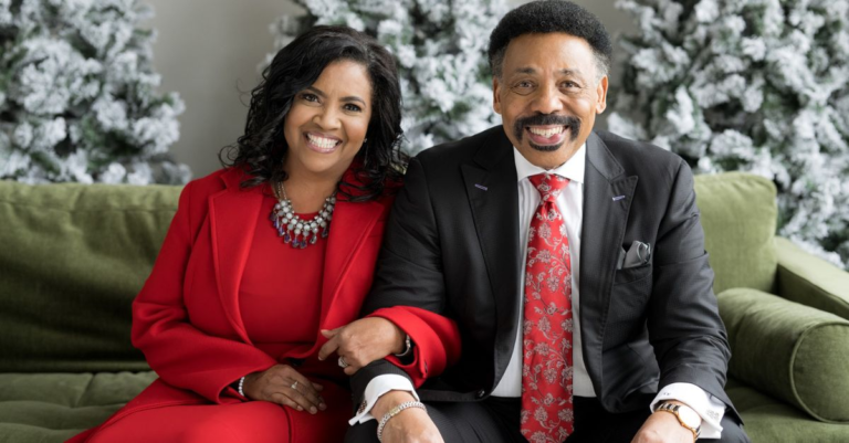 Carla Crummie Age: How Old Is Tony Evans’ Wife? carla crummie age
