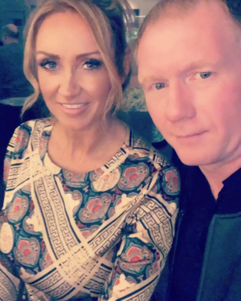 does paul scholes have a wife?